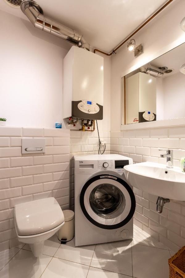 Apartament 1886 - Doba Do 14-00 - W Scislym Centrum Z Widokiem Na Majowke - By Space Apart Apartment เยเลเนียกูรา ภายนอก รูปภาพ